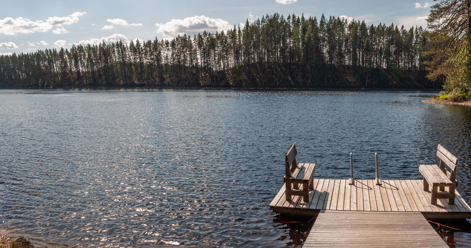 Petkeljärvi National Park, Petkeljärvi Center, views from the pier of the lakeside sauna