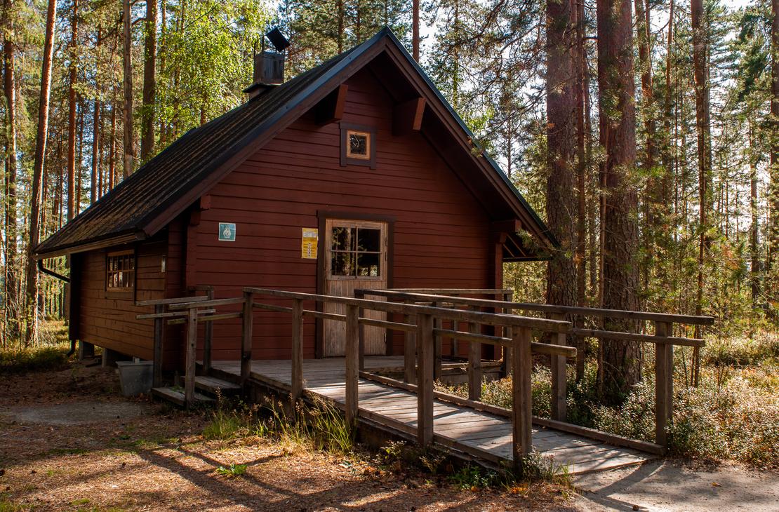 Petkeljärvi eldstad