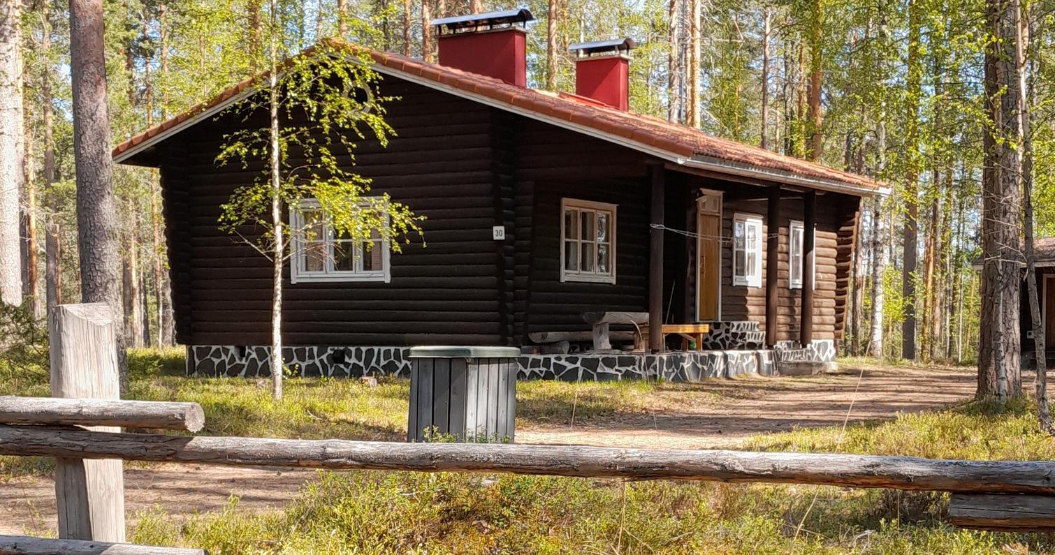 Petkeljärvi-Nationalpark. Hütte des Parkwächters. Vermietung von Ferienhäusern Ilomantsi, Petkeljärvi Center