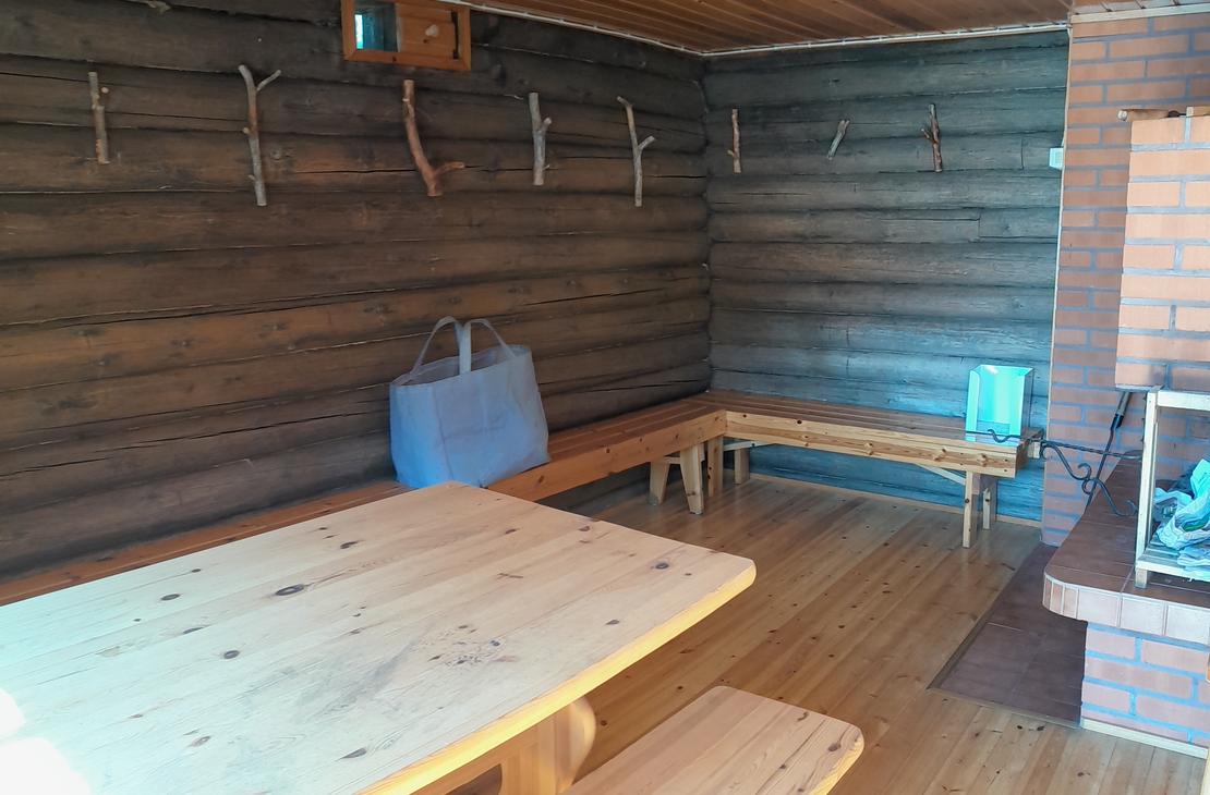 Saunahütte. Hütte des Parkwächters