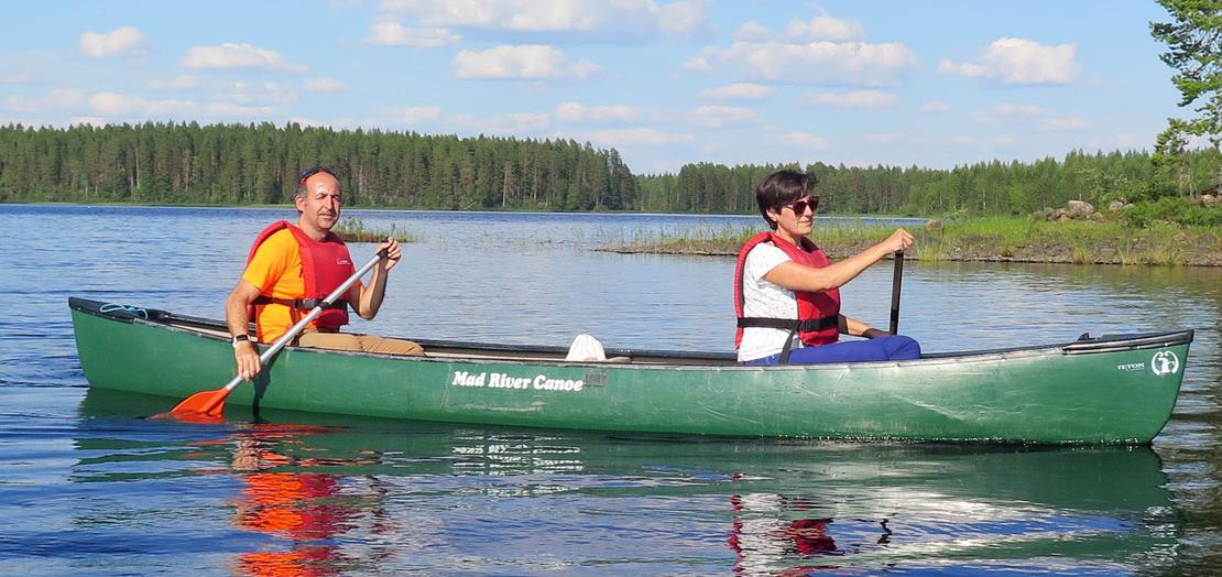 Parc national de Petkeljärvi, centre Petkeljärvi, location de canoë