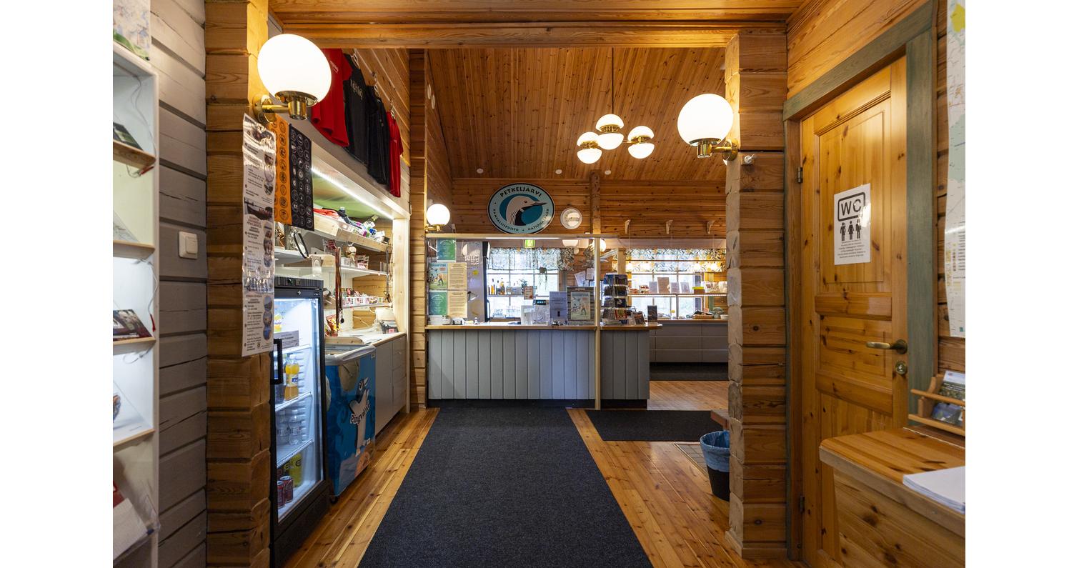 Petkeljärvi Community Park, Petkeljärvi Center. Café and nature hut