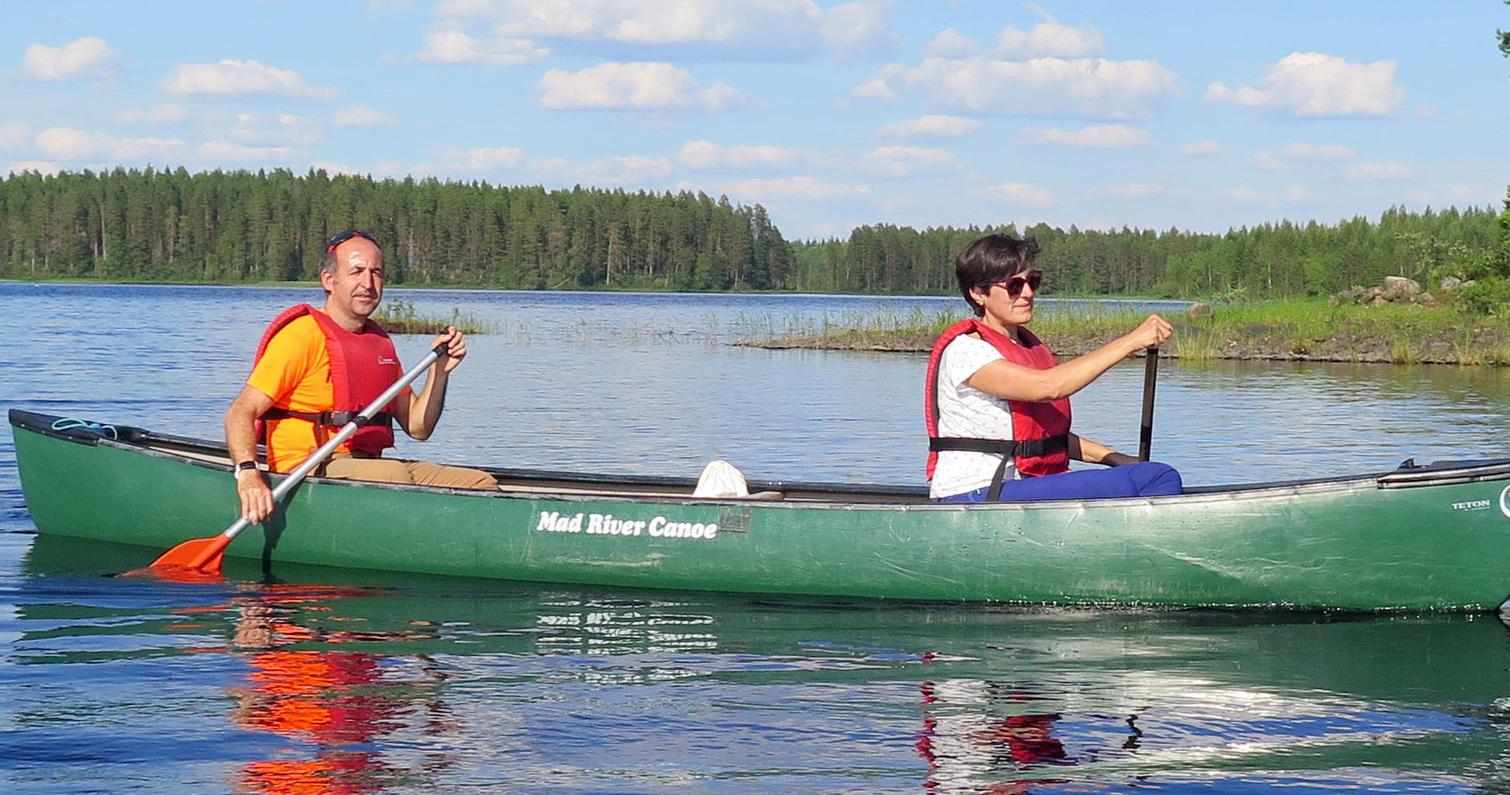 Centre Petkeljärvi, location de matériel, canoë Mad River
